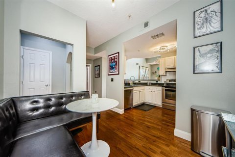 Condo in Tampa, Florida, 1 bedroom  № 1343399 - photo 23