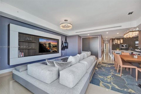 Condo in Aventura, Florida, 3 bedrooms  № 1229896 - photo 8