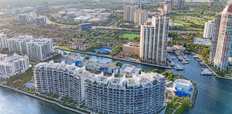 Condo in Aventura, Florida, 3 bedrooms  № 1229896