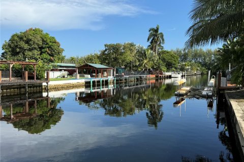 Villa ou maison à vendre à Dania Beach, Floride: 4 chambres, 143.35 m2 № 1372697 - photo 21