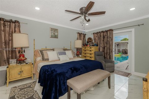 Casa en venta en Lauderhill, Florida, 4 dormitorios, 204.11 m2 № 1372692 - foto 24