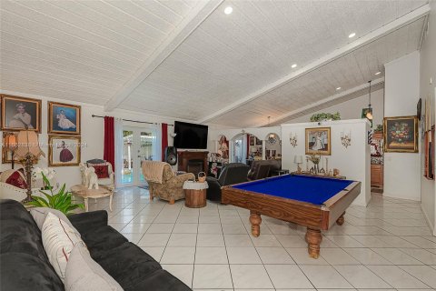 Casa en venta en Lauderhill, Florida, 4 dormitorios, 204.11 m2 № 1372692 - foto 2