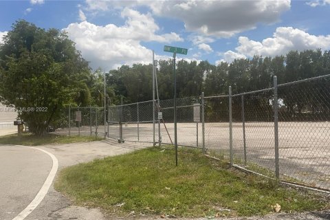 Terrain à vendre à Plantation, Floride № 134332 - photo 3