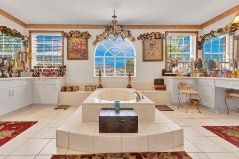 Villa ou maison à vendre à Miramar, Floride: 6 chambres, 366.78 m2 № 1092501 - photo 21