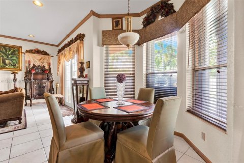 Villa ou maison à vendre à Miramar, Floride: 6 chambres, 366.78 m2 № 1092501 - photo 15