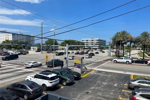 Купить коммерческую недвижимость в Майами-Гарденс, Флорида № 1116295 - фото 29