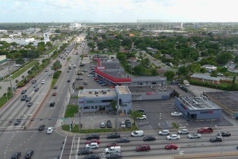 Immobilier commercial à vendre à Miami Gardens, Floride № 1116295 - photo 9