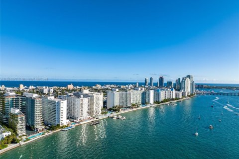 Condominio en venta en Miami Beach, Florida, 1 dormitorio, 79.15 m2 № 1270710 - foto 2