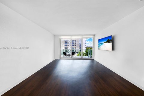 Condominio en venta en Miami Beach, Florida, 1 dormitorio, 79.15 m2 № 1270710 - foto 9