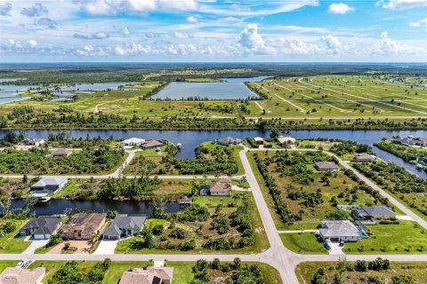 Terreno en venta en Port Charlotte, Florida № 1318537 - foto 4