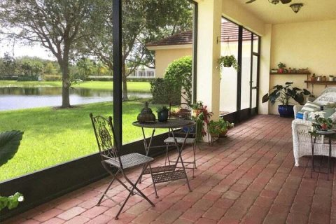 Casa en venta en Royal Palm Beach, Florida, 3 dormitorios, 252.69 m2 № 1208019 - foto 13