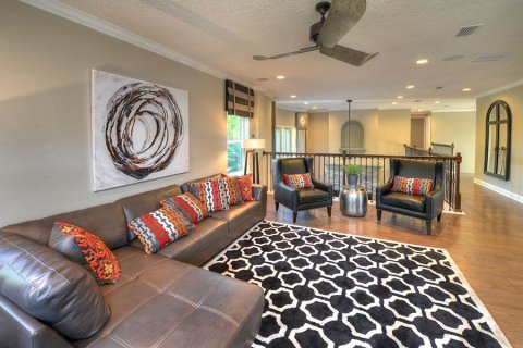 Casa en venta en Port Orange, Florida, 5 dormitorios, 331 m2 № 613959 - foto 9