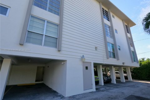 Copropriété à vendre à Miami Beach, Floride: 2 chambres, 92.72 m2 № 1292803 - photo 24