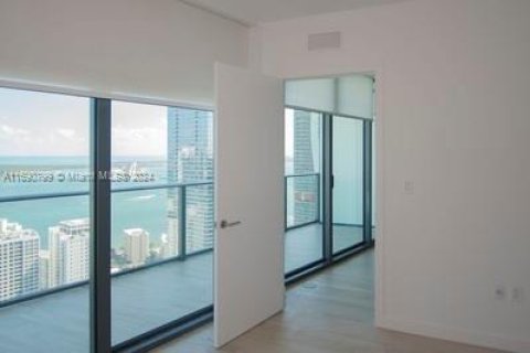 Condominio en venta en Miami, Florida, 1 dormitorio, 81.75 m2 № 1435533 - foto 2