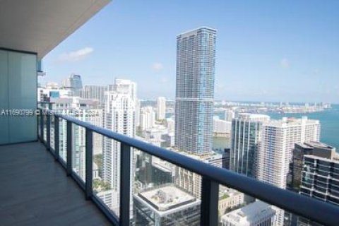 Condominio en venta en Miami, Florida, 1 dormitorio, 81.75 m2 № 1435533 - foto 3