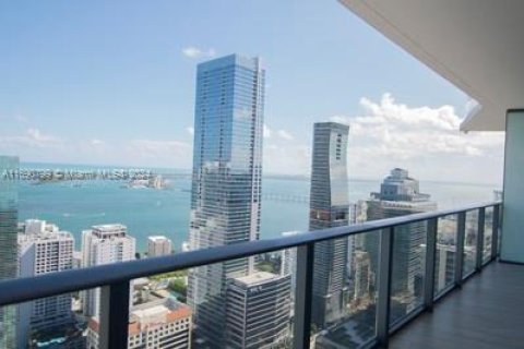 Condominio en venta en Miami, Florida, 1 dormitorio, 81.75 m2 № 1435533 - foto 1