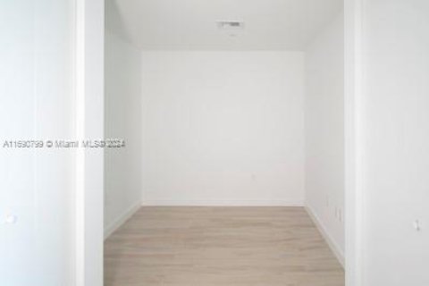 Condominio en venta en Miami, Florida, 1 dormitorio, 81.75 m2 № 1435533 - foto 8