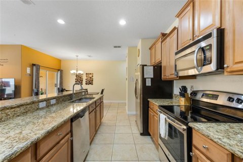 Townhouse in Kissimmee, Florida 4 bedrooms, 176.7 sq.m. № 1361023 - photo 28