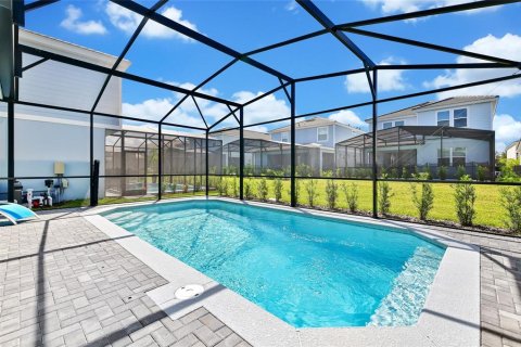 Casa en venta en Davenport, Florida, 5 dormitorios, 231.33 m2 № 715226 - foto 4