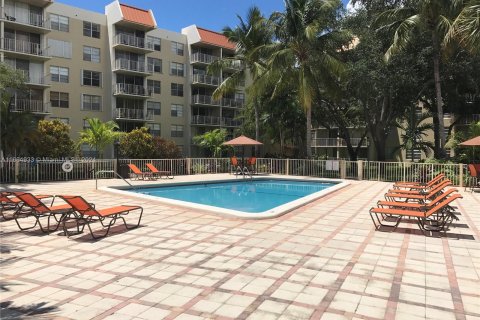 Condominio en venta en Miami, Florida, 2 dormitorios, 101.17 m2 № 1379049 - foto 16