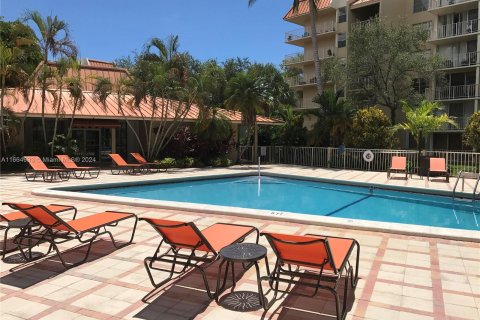 Copropriété à vendre à Miami, Floride: 2 chambres, 101.17 m2 № 1379049 - photo 15