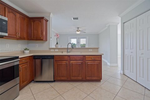 Casa en alquiler en Miramar, Florida, 4 dormitorios, 195.19 m2 № 1379011 - foto 11