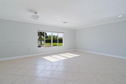 Casa en alquiler en Miramar, Florida, 4 dormitorios, 195.19 m2 № 1379011 - foto 8