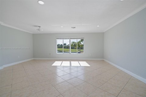 Casa en alquiler en Miramar, Florida, 4 dormitorios, 195.19 m2 № 1379011 - foto 6