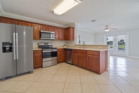 Casa en alquiler en Miramar, Florida, 4 dormitorios, 195.19 m2 № 1379011 - foto 10