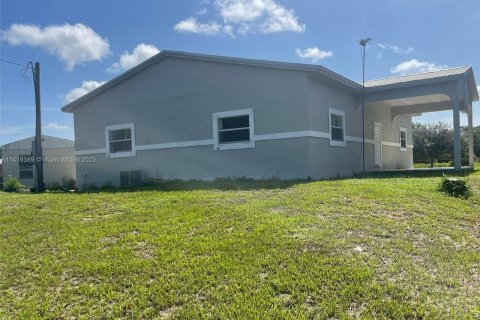House in Clewiston, Florida 3 bedrooms № 617281 - photo 21