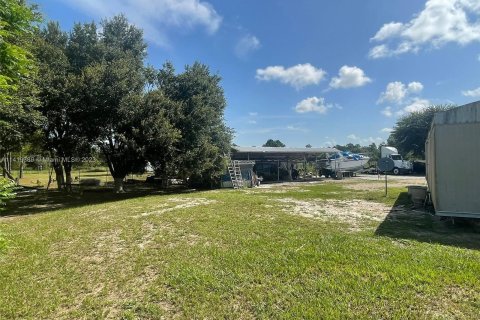 House in Clewiston, Florida 3 bedrooms № 617281 - photo 18