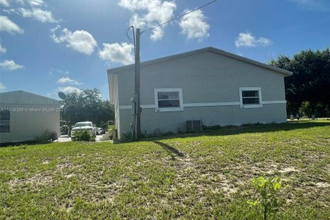 House in Clewiston, Florida 3 bedrooms № 617281 - photo 20
