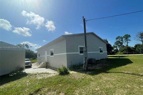 House in Clewiston, Florida 3 bedrooms № 617281 - photo 7