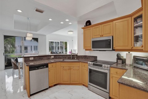 Casa en venta en Aventura, Florida, 3 dormitorios, 199.28 m2 № 789264 - foto 12