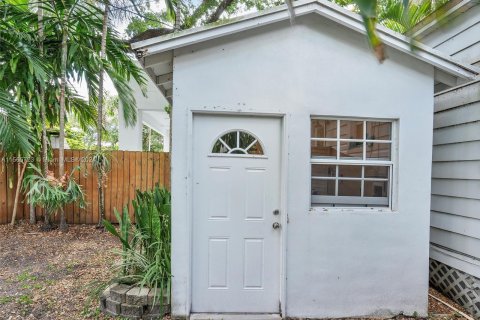 House in Miami Springs, Florida 2 bedrooms, 85.28 sq.m. № 1102758 - photo 27