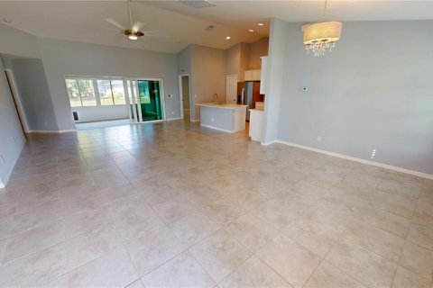 Villa ou maison à vendre à Punta Gorda, Floride: 4 chambres, 173.54 m2 № 1359118 - photo 7