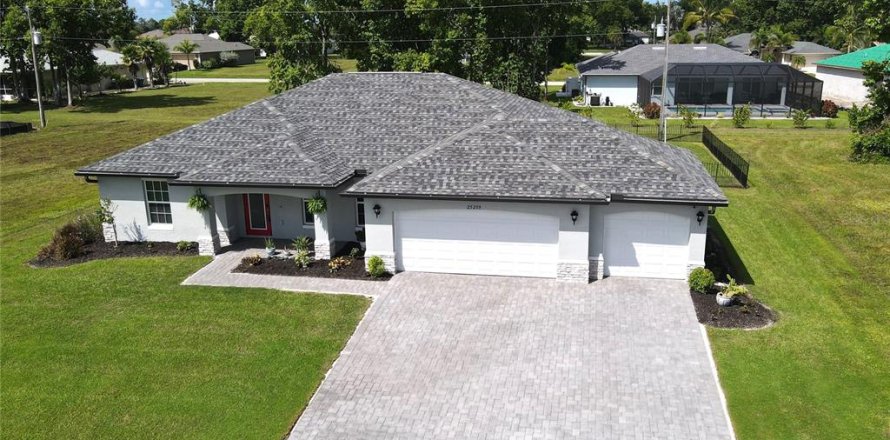 Villa ou maison à Punta Gorda, Floride 4 chambres, 173.54 m2 № 1359118