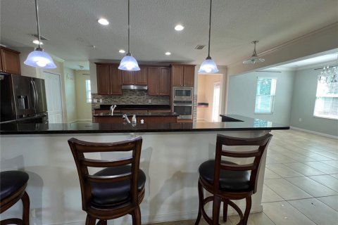 House in Kissimmee, Florida 4 bedrooms, 249.35 sq.m. № 1280650 - photo 14