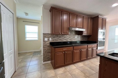 Casa en venta en Kissimmee, Florida, 4 dormitorios, 249.35 m2 № 1280650 - foto 13