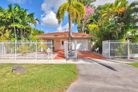 Casa en venta en Miami, Florida, 3 dormitorios, 163.79 m2 № 1418484 - foto 3