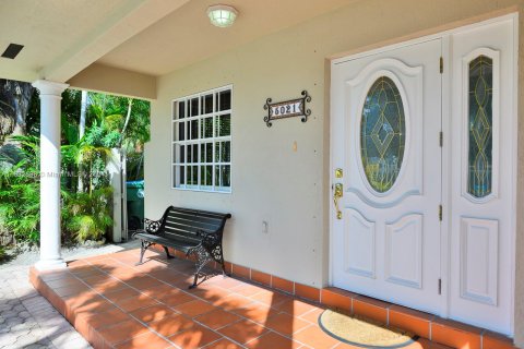 Casa en venta en Miami, Florida, 3 dormitorios, 163.79 m2 № 1418484 - foto 13