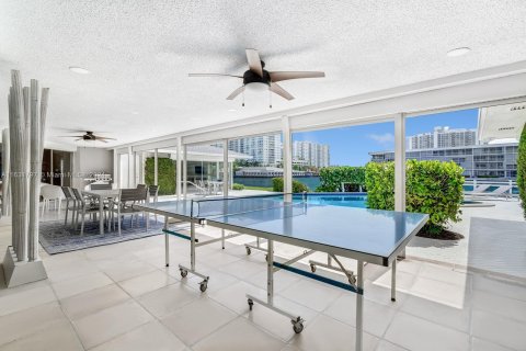 Villa ou maison à vendre à Fort Lauderdale, Floride: 4 chambres, 289.48 m2 № 1292042 - photo 4