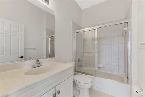 Condo in Venice, Florida, 2 bedrooms  № 1357404 - photo 23