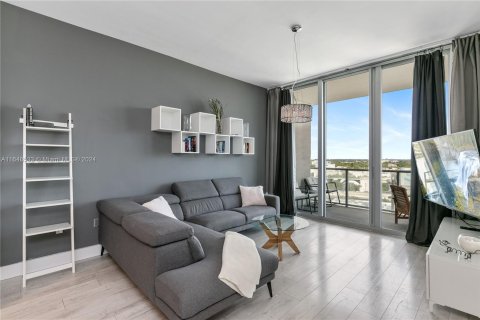 Condominio en venta en Miami, Florida, 1 dormitorio, 68.28 m2 № 1430001 - foto 13