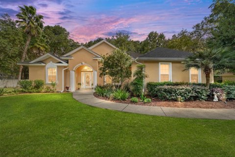 Casa en venta en Ocala, Florida, 3 dormitorios, 188.59 m2 № 1398590 - foto 1