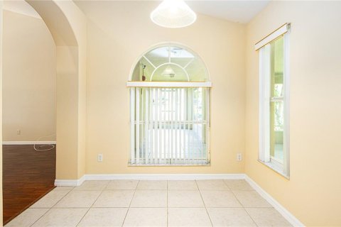 Casa en venta en Apopka, Florida, 5 dormitorios, 231.98 m2 № 1398631 - foto 11