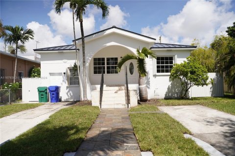 Casa en venta en Miami, Florida, 3 dormitorios, 109.72 m2 № 1409126 - foto 2