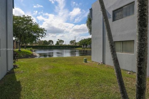 Condo in Delray Beach, Florida, 2 bedrooms  № 1138864 - photo 30