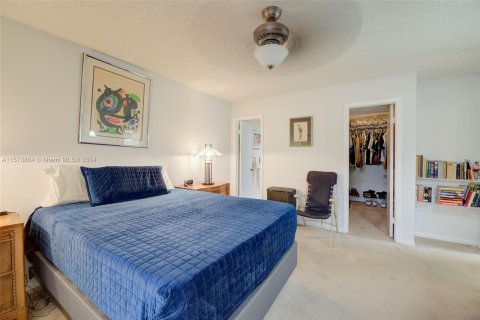 Condo in Delray Beach, Florida, 2 bedrooms  № 1138864 - photo 16