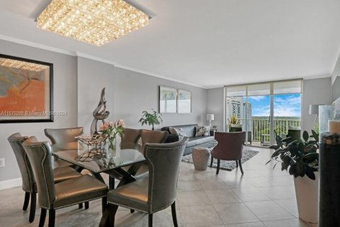 Copropriété à vendre à Aventura, Floride: 1 chambre, 99.03 m2 № 1120475 - photo 5